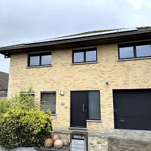 Vakantiehuis June Villa
