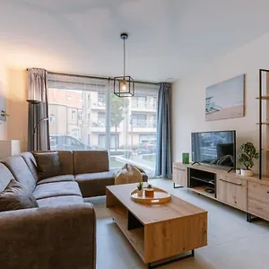 Huswell - Bright Only 5 Minutes From The Apartment